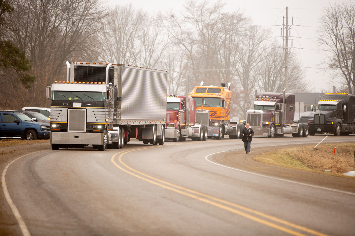 A truckers salute to one of their own